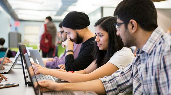 Du Học Mỹ Ngành Công Nghệ Thông Tin: Đào Tạo Bài Bản Trong Trung Tâm Công Nghệ Hàng Đầu Thế Giới