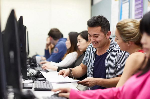 Du Học Úc Ngành Công Nghệ Thông Tin: Lựa Chọn Chiến Lược Trong Kỷ Nguyên Số Năm 2026