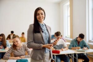 Cung Cấp Giáo Viên Nước Ngoài Cho Lớp Luyện Phát Âm: Giải Pháp Nâng Cao Chuẩn Giọng Anh Ngữ Hiệu Quả