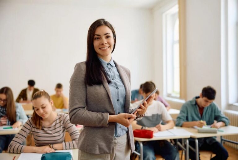 Cung Cấp Giáo Viên Nước Ngoài Cho Lớp Luyện Phát Âm: Giải Pháp Nâng Cao Chuẩn Giọng Anh Ngữ Hiệu Quả