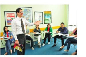 Cung cấp giáo viên nước ngoài theo giờ linh hoạt: Xu hướng tất yếu của giáo dục hiện đại