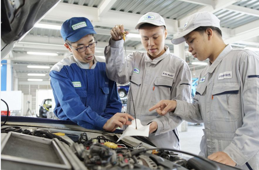 Du Học Nhật Bản Ngành Kỹ Thuật Ô Tô: Nhu Cầu Nhân Lực Cao, Cơ Hội Việc Làm Rộng Mở