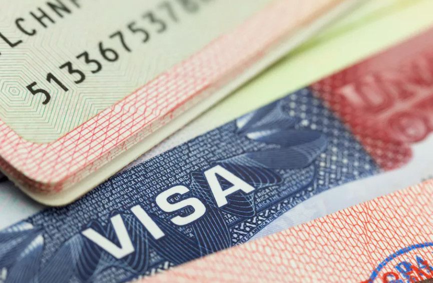 Xin Visa Đức Online Hay Nộp Trực Tiếp Tốt Hơn? So Sánh Chi Tiết Từ Kinh Nghiệm Thực Tế