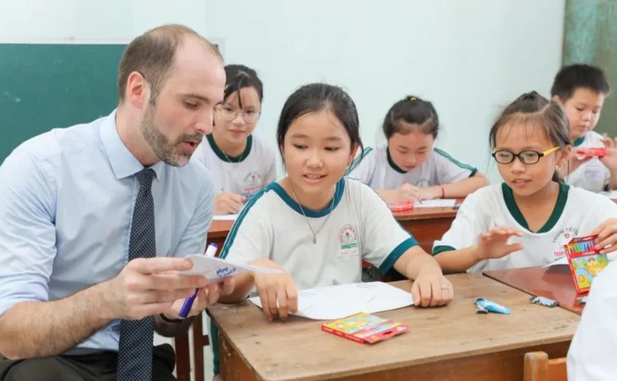 Cung cấp giáo viên nước ngoài cho startup giáo dục: Giải pháp tăng trưởng hay “bài toán khó” cần lời giải?