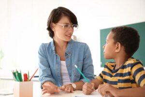 5 Phân tích quan trọng giúp tránh sai lầm khi du học Canada cho học sinh, phụ huynh và người đi làm 5 Phân tích quan trọng giúp tránh sai lầm khi du học Canada cho học sinh, phụ huynh và người đi làm