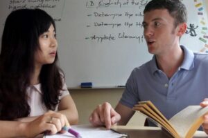 Dịch Vụ Cung Cấp Giáo Viên Nước Ngoài Cho Trường Quốc Tế: Giải Pháp Nhân Sự Giáo Dục Chất Lượng Cao