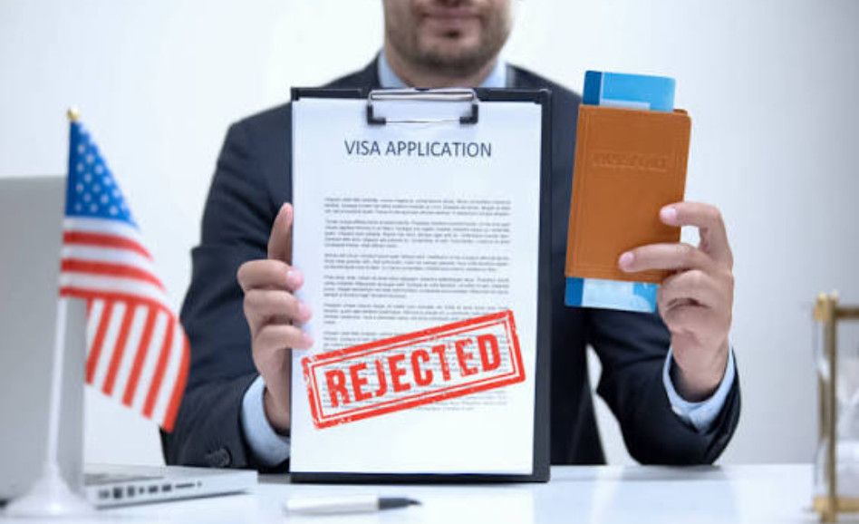 Lý do có thể khiến đơn xin visa của bạn bị từ chối và cách hạn chế rủi ro