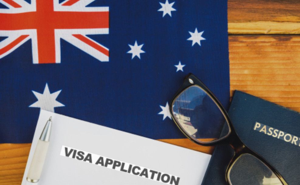 Visa Úc Thăm Thân Cần Chuẩn Bị Những Gì? Hướng Dẫn Hồ Sơ & Kinh Nghiệm Thực Tế Cho Người Việt