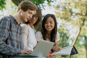 Xin visa Đức có khó không? Đánh giá thực tế từ hồ sơ người Việt